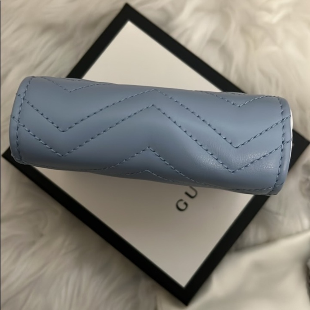 ๐ Gucci Wallet on Chair GG Marmont Mini Light Blue - Picture 13 of 14